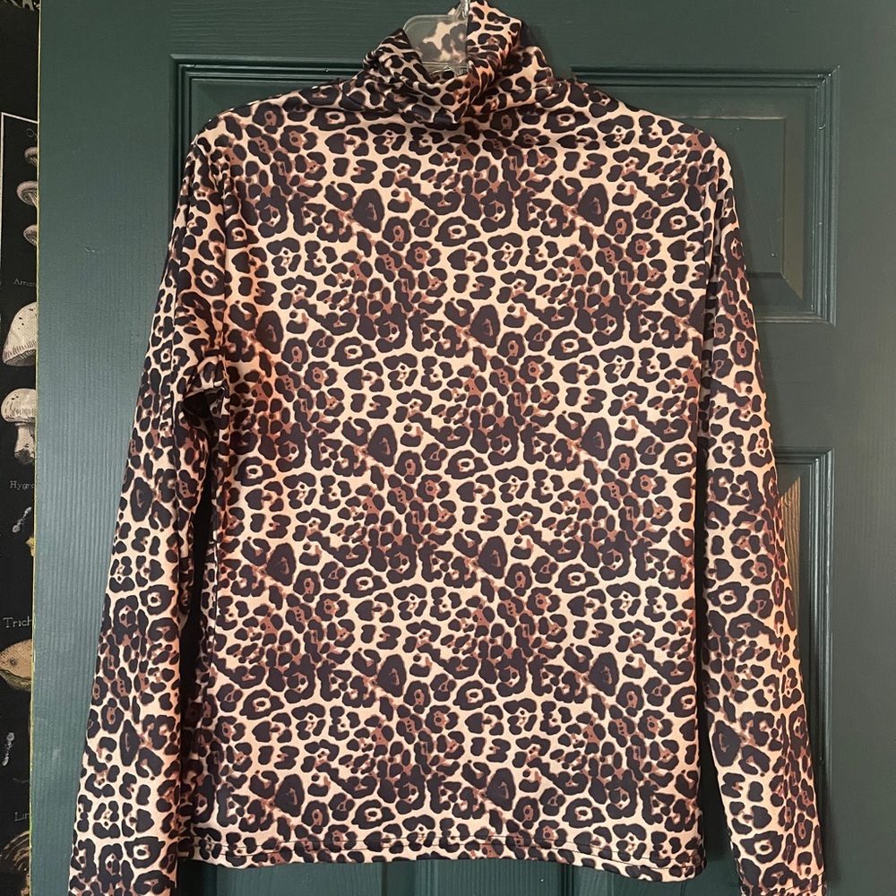 Leopard Print Turtleneck Top